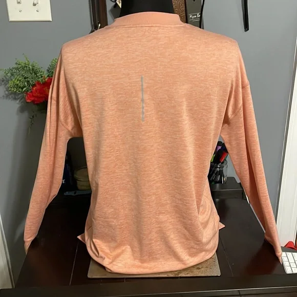 Nike Dri-fit Longsleeve - Picture 3 of 3